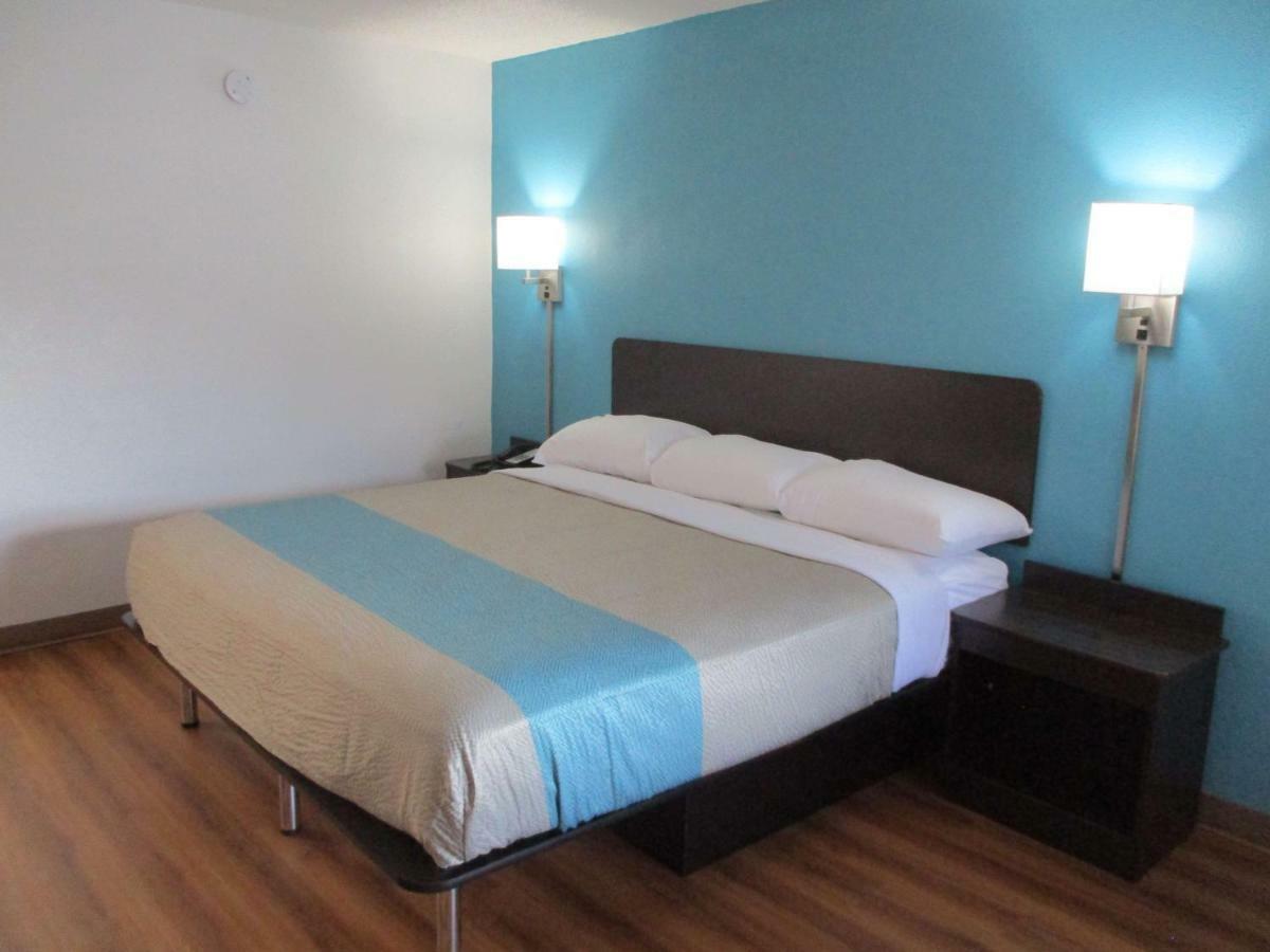 Motel 6 Chattanooga - Airport Экстерьер фото