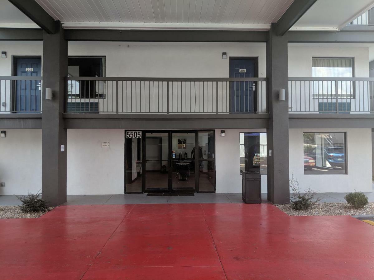Motel 6 Chattanooga - Airport Экстерьер фото